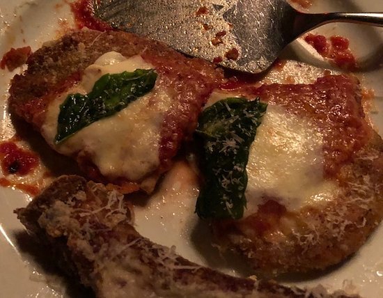 https://media-cdn.tripadvisor.com/media/photo-s/14/b4/23/27/veal-parmigiana.jpg